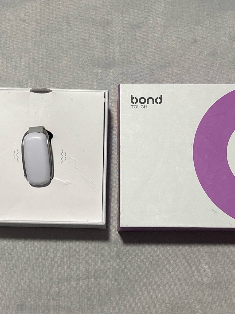 NWT BOND TOUCH BRACELET (1)